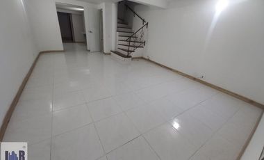 Casa en Arriendo Ubicado en Envigado Codigo 5636