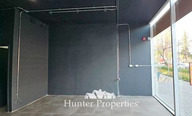 Local Comercial en Arriendo en Apoquindo / Asturias. Escuela Militar