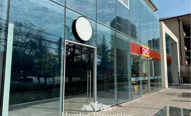Local Comercial en Arriendo en Apoquindo / Asturias. Escuela Militar