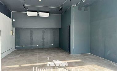 Local Comercial en Arriendo en Apoquindo / Asturias. Escuela Militar