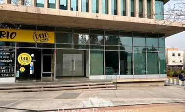 Local Comercial en Arriendo en Avda Las Condes / San Damian