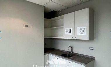 Local Comercial en Arriendo en Avda Las Condes / San Damian