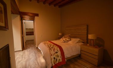 CASA CON ACCESO AL LAGO