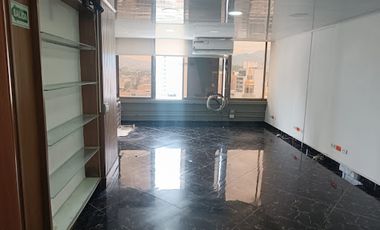 ARRIENDO de OFICINAS en MedellÃ­n