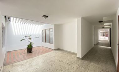 ARRIENDO de CASA COMERCIAL en MedellÃ­n