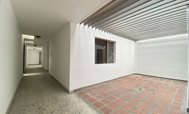 ARRIENDO de CASA COMERCIAL en MedellÃ­n
