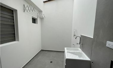 Casa para Arriendo en El Poblado San Lucas