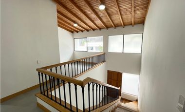 Casa para Arriendo en El Poblado San Lucas