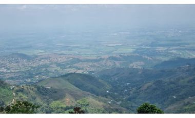 Lote de 2.749m2 en parcelación en venta La Buitrera Palmira Valle