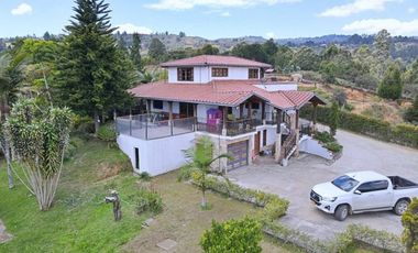 vendo casa finca Guarne sector san Jose variante aeropuerto