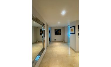 VENTA DE CASA EN BUEN SECTOR DE LA CIUDAD