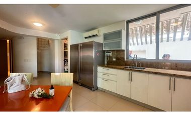 VENTA DE CASA EN BUEN SECTOR DE LA CIUDAD