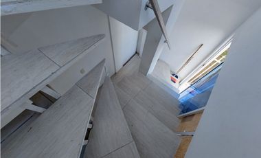 VENTA DE APARTAMENTO DE DOS PISOS EN PASATIEMPO MONTERA