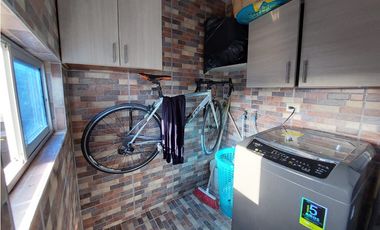 VENTA DE CASA DE DOS NIVELES + APARTAMENTO EN MARGEN IZQUIERDA