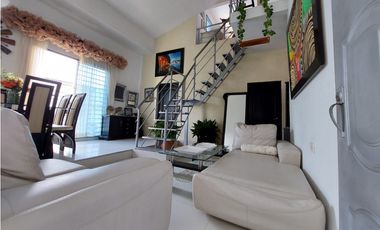 VENTA DE CASA DE DOS NIVELES + APARTAMENTO EN MARGEN IZQUIERDA