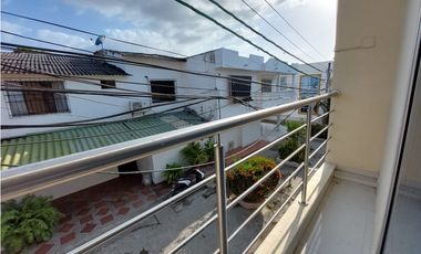 VENTA DE CASA DE DOS NIVELES + APARTAMENTO EN MARGEN IZQUIERDA