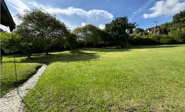 SE VENDE FINCA INDEPENDIENTE EN LA CEJA SECTOR EL YARUMO REMODELADA