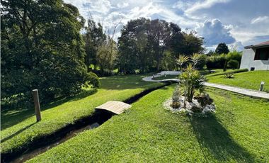 SE VENDE FINCA INDEPENDIENTE EN LA CEJA SECTOR EL YARUMO REMODELADA