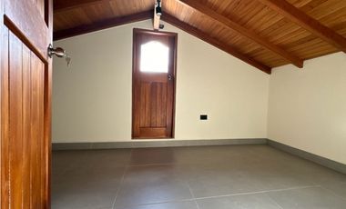 SE VENDE FINCA INDEPENDIENTE EN LA CEJA SECTOR EL YARUMO REMODELADA