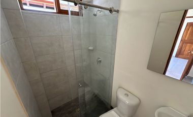 SE VENDE FINCA INDEPENDIENTE EN LA CEJA SECTOR EL YARUMO REMODELADA