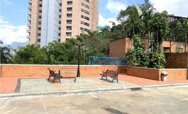Apartamento en venta en Loma del Indio con excelente ubicación