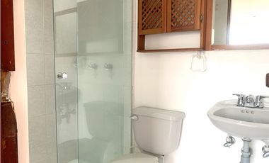 Apartamento en venta en Loma del Indio con excelente ubicación