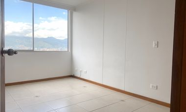 Apartamento en venta en Loma del Indio con excelente ubicación