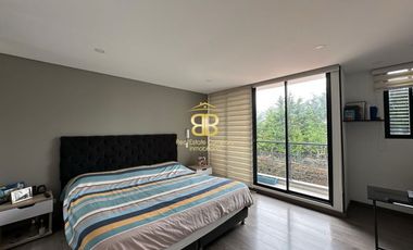 Se vende espectacular casa en cota
