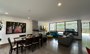 Se vende espectacular casa en cota