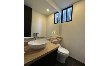 Se vende espectacular casa en cota