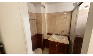 Edificio de cuatro pisos para la venta en el centro de Pereira!!!