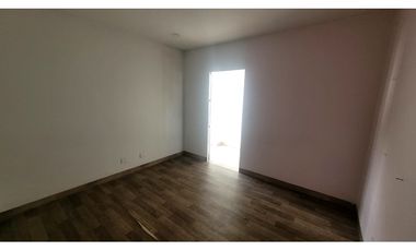 Edificio de cuatro pisos para la venta en el centro de Pereira!!!