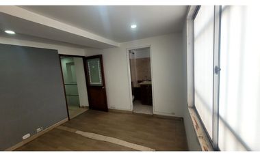 Edificio de cuatro pisos para la venta en el centro de Pereira!!!