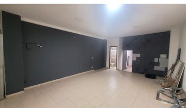 Edificio de cuatro pisos para la venta en el centro de Pereira!!!