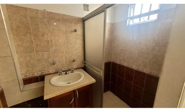 Edificio de cuatro pisos para la venta en el centro de Pereira!!!