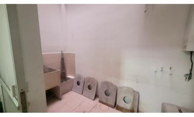 Edificio de cuatro pisos para la venta en el centro de Pereira!!!