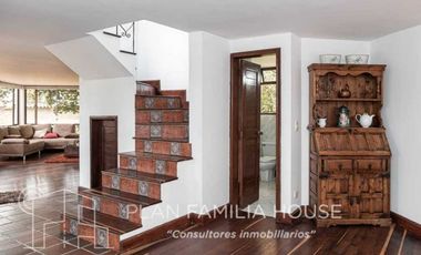 Magnifica casa 300 mts construida lote 2790 mts4 hab en Chía