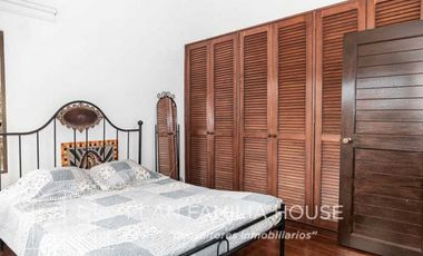 Magnifica casa 300 mts construida lote 2790 mts4 hab en Chía