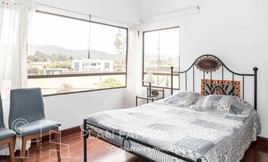 Magnifica casa 300 mts construida lote 2790 mts4 hab en Chía