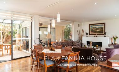 Maravillosa casa dos niveles en excelente ubicación en Cajicá