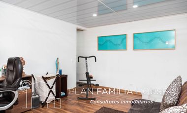 Maravillosa casa dos niveles en excelente ubicación en Cajicá