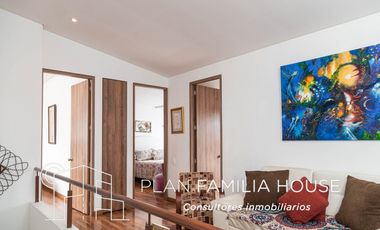 Maravillosa casa dos niveles en excelente ubicación en Cajicá