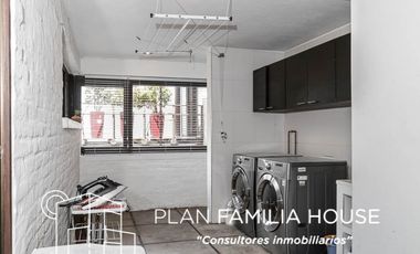 Grandiosa casa Campestre con vista a la sabana de Chía en venta.