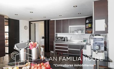 Grandiosa casa Campestre con vista a la sabana de Chía en venta.