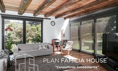 Grandiosa casa Campestre con vista a la sabana de Chía en venta.