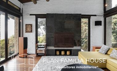 Grandiosa casa Campestre con vista a la sabana de Chía en venta.