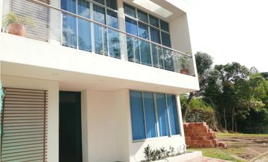 Maat vende Casa Fernando Salazar-Villeta, 150m2 $450Millones