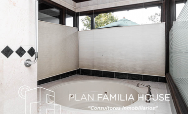 Magnifica  casa de un piso, espectacular vista en Condominio