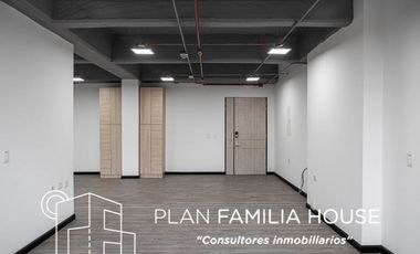 Grandiosa oficina doble en 3 piso en Cajicá, 2 parqueaderos