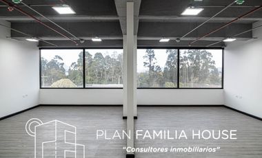 Grandiosa oficina doble en 3 piso en Cajicá, 2 parqueaderos